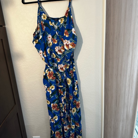 💙TOXIK Blue Hawaiian Floral Jumpsuit - Picture 9 of 9
